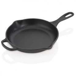 Le Creuset Signature Satin Black Cast Iron 23cm Skillet