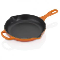 Le Creuset Signature Volcanic Cast Iron 23cm Skillet
