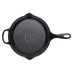 Le Creuset Signature Satin Black Cast Iron 26cm Frying Pan With Metal Handle -POTS & PANS Sales 2022 201822600 Le Creuset Signature Frying Pan Satin Black 2