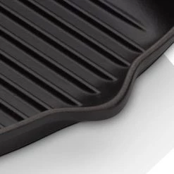Le Creuset Signature Satin Black Cast Iron 26cm Square Grillit 10 Le Creuset Signature Satin Black Cast Iron 26cm Square Grillit -POTS & PANS Sales 2022 201832600 LC CI Signature Grillet Satin Black 2