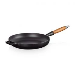 Le Creuset Signature Satin Black Cast Iron 28cm Frying Pan -POTS & PANS Sales 2022 20258280000422 Le Creuset 28cm Signature Frying Pan Satin Black 1