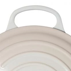 Le Creuset Signature Meringue Cast Iron 26cm Round Casserole -POTS & PANS Sales 2022 21177267164430 Le Creuset Meringue 26cm Signature Cast Iron Round Casserole 4