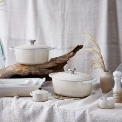 Le Creuset Signature Meringue Cast Iron 29cm Oval Casserole 13 Le Creuset Signature Meringue Cast Iron 29cm Oval Casserole -POTS & PANS Sales 2022 21178297164430 Le Creuset Signature Cast Iron Oval Casserole 29cm Meringue 5