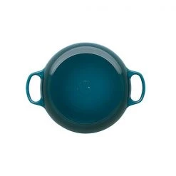 Le Creuset Signature Deep Teal Cast Iron 26cm Signature Shallow Casserole  -POTS & PANS Sales 2022 21180266422430 Le Creuset Signature Deep Teal Cast Iron 26cm Signature Shallow Casserole 4