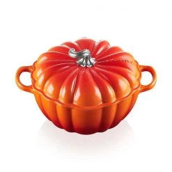 POTS & PANS Sales 2022 32 Le Creuset Volcanic Pumpkin Casserole