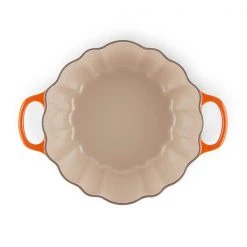 Le Creuset Volcanic Pumpkin Casserole -POTS & PANS Sales 2022 21238240902430 Le Creuset Volcanic Pumpkin Casserole 4