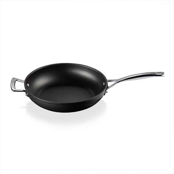Le Creuset Toughened Non-Stick 28cm Deep Frying Pan 3 Le Creuset Toughened Non-Stick 28cm Deep Frying Pan