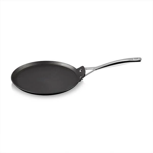 Le Creuset Toughened Non-Stick 24cm Crepe Pan 3 Le Creuset Toughened Non-Stick 24cm Crepe Pan