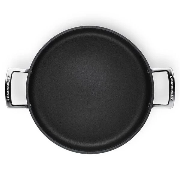 Le Creuset Toughened Non-Stick 24cm Sauteuse 7 Le Creuset Toughened Non-Stick 24cm Sauteuse - Image 5