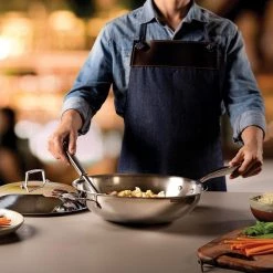 Tramontina Grano 32cm 3-ply Stainless Steel Wok With Lid 7 Tramontina Grano 32cm 3-ply Stainless Steel Wok With Lid -POTS & PANS Sales 2022 62158320 Tramontina Grano 3 ply Stainless Steel Wok with lid Uncoated 32cm 2