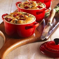 Le Creuset Coastal Blue Stoneware Petite Round Casserole 7 Le Creuset Coastal Blue Stoneware Petite Round Casserole -POTS & PANS Sales 2022 99100500042 LC Petite Casserole Coastal Blue 2 New