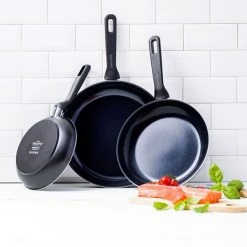 GreenPan Memphis Non-Stick 20cm, 24cm & 28cm Frying Pan Set -POTS & PANS Sales 2022 CC001664001 GreenPan Memphis Frying Pan Set 2