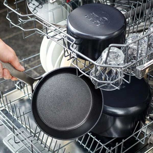 GreenPan Copenhagen Aluminium Non-Stick 16cm Saucepan 6 GreenPan Copenhagen Aluminium Non-Stick 16cm Saucepan - Image 4