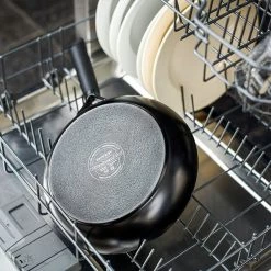 KitchenAid Classic Forged Aluminium Magneto 24cm Frypan 12 KitchenAid Classic Forged Aluminium Magneto 24cm Frypan -POTS & PANS Sales 2022 CC003240 001 KitchenAid Classic Forged Aluminium 24cm Frypan 4