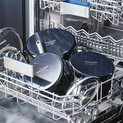 KitchenAid Steel Core Enamel Onyx Black 24cm Casserole With Lid -POTS & PANS Sales 2022 CC003268 001 KitchenAid Steel Core Enamel Covered 24cm Casserole Onyx Black 5