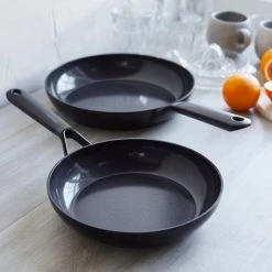 GreenPan Smart Shape Aluminium Non-Stick 20cm & 28cm Frying Pan Set -POTS & PANS Sales 2022 CC003563001 GreenPan Smart Shape Non Stick Frying Pan Set 3