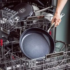 GreenPan Barcelona Pro Aluminium Non-Stick 30cm Frypan -POTS & PANS Sales 2022 CC005324001 GreenPan Barcelona Pro Aluminium 30cm Frying Pan 3