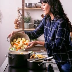 KitchenAid Steel Core Enamel Matte Black 20cm Saucepan 11 KitchenAid Steel Core Enamel Matte Black 20cm Saucepan -POTS & PANS Sales 2022 CC005999001 KitchenAid Steel Core Enamel 20cm Saucepan Matte Black 3