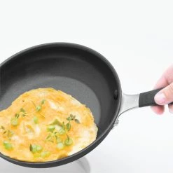 OXO Good Grips Non-Stick 28cm Frying Pan -POTS & PANS Sales 2022 CW001340002 OXO Good Grips 28cm Frying Pan Black 3