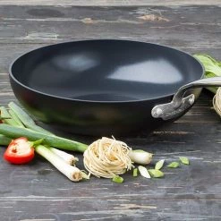 POTS & PANS Sales 2022 -POTS & PANS Sales 2022 CW002210 002 Greenpan Barcelona 28cm Wok 1