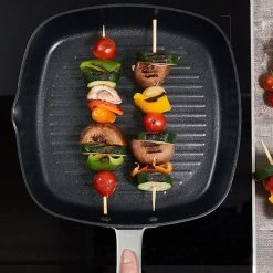 Zyliss Ultimate Pro 26cm Square Grill Pan 14 Zyliss Ultimate Pro 26cm Square Grill Pan -POTS & PANS Sales 2022 E980178 Zyliss Ultimate Pro 26cm Square Grill Pan 4