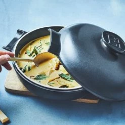 Emile Henry Slate Delight Braiser 2.5L 10 Emile Henry Slate Delight Braiser 2.5L -POTS & PANS Sales 2022 EH776625 Emile Henry Delight Braiser 2 5L Matt Black 3