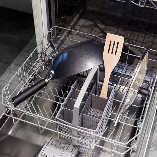 Ken Hom Excellence 31cm Non-Stick Carbon Steel 4 Piece Wok Set 6 Ken Hom Excellence 31cm Non-Stick Carbon Steel 4 Piece Wok Set - Image 4