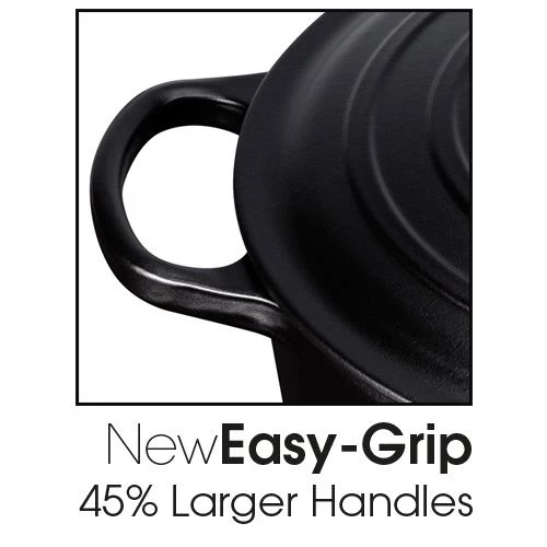 Le Creuset Signature Satin Black Cast Iron 22cm Round Casserole 4 Le Creuset Signature Satin Black Cast Iron 22cm Round Casserole - Image 2