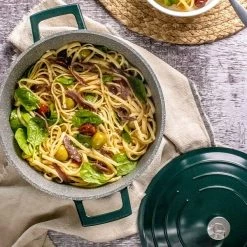 MasterClass Cast Aluminium 2.5L Casserole Dish, Hunter Green -POTS & PANS Sales 2022 MCMCRD20GRN Master Class Casserole Dish 2 5L Hunter Green 4