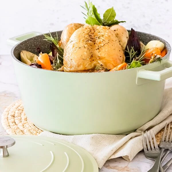 MasterClass Cast Aluminium 5L Casserole Dish, Mint 5 MasterClass Cast Aluminium 5L Casserole Dish, Mint - Image 3