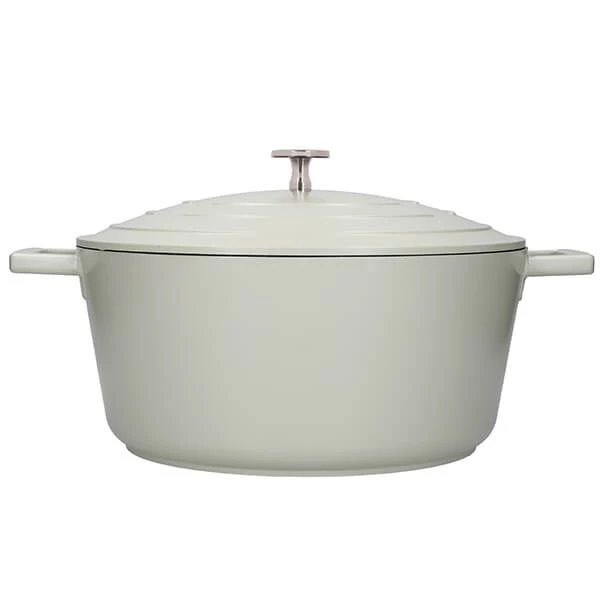 MasterClass Cast Aluminium 5L Casserole Dish, Mint 3 MasterClass Cast Aluminium 5L Casserole Dish, Mint