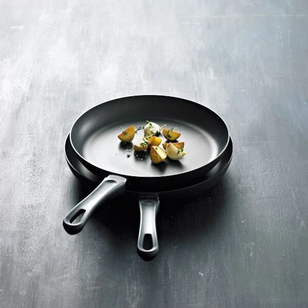 Scanpan Classic Induction 2 Piece Frying Pan Set 20cm & 26cm Frying Pans 4 Scanpan Classic Induction 2 Piece Frying Pan Set 20cm & 26cm Frying Pans - Image 2