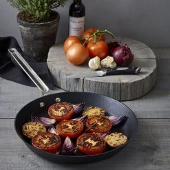 Scanpan TechnIQ 26cm Skillet -POTS & PANS Sales 2022 SP54002600 Scanpan TechnIQ 26cm Skillet 3