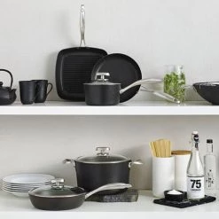 Scanpan Pro IQ Non-Stick 28cm Saute Pan 8 Scanpan Pro IQ Non-Stick 28cm Saute Pan -POTS & PANS Sales 2022 SP68102800 Scanpan Pro IQ 28cm Saute Pan 2