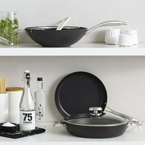 Scanpan Pro IQ Non-Stick 32cm Wok 4 Scanpan Pro IQ Non-Stick 32cm Wok - Image 2