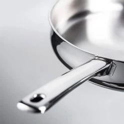 Stellar 1000 26cm Saute Pan -POTS & PANS Sales 2022 Stellar 1000 Macro And Lifestyle Images 4 2